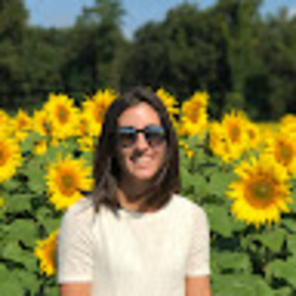 Meet your Posher, Julie - Picture 1 of 1